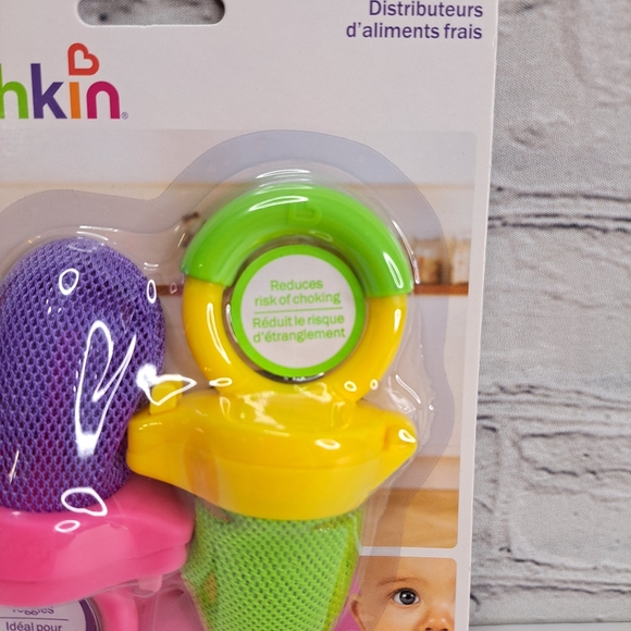 'MUNCHKIN' FRESH FOOD BABY FEEDERS FRUIT & VEGGIES 2~PACK - Picture 6 of 12